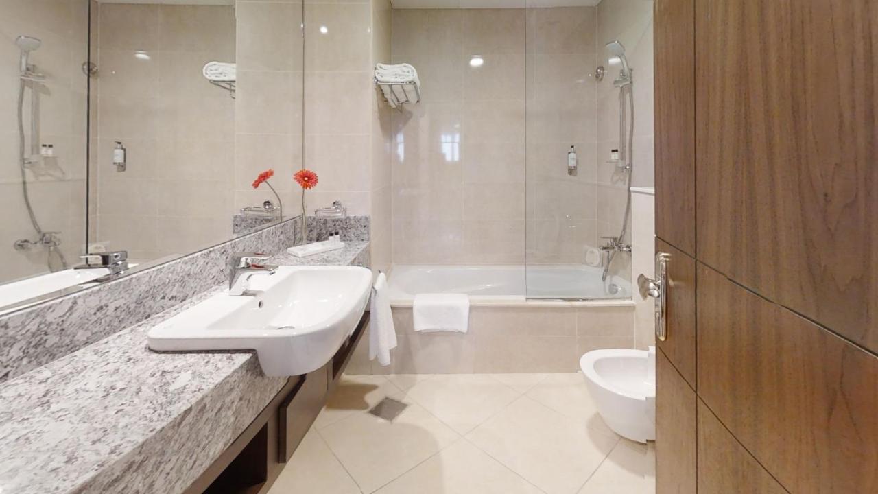 Suha Park Hotel Apartments, Waterfront Jaddaf Dubai Bagian luar foto