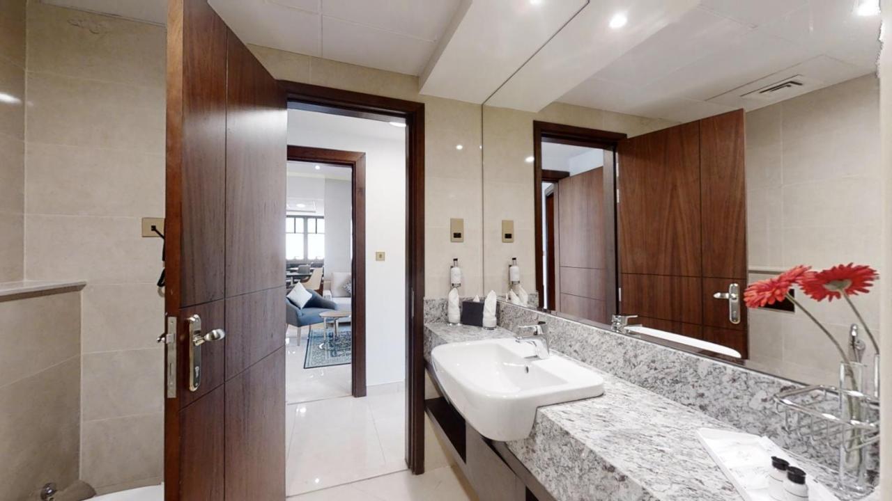 Suha Park Hotel Apartments, Waterfront Jaddaf Dubai Bagian luar foto